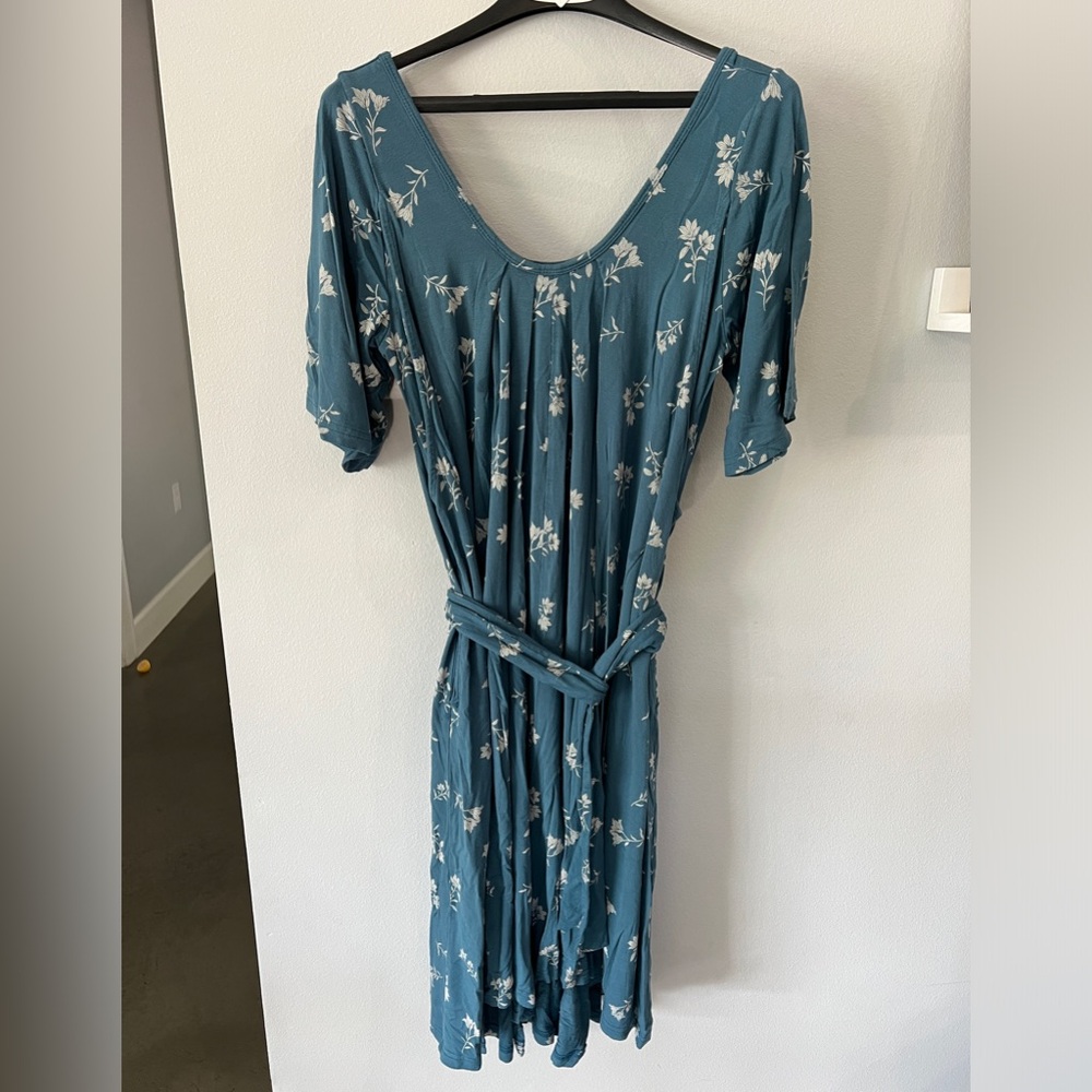 Latched Mama Nursing Romper, OS, great pockets, blue with flowers